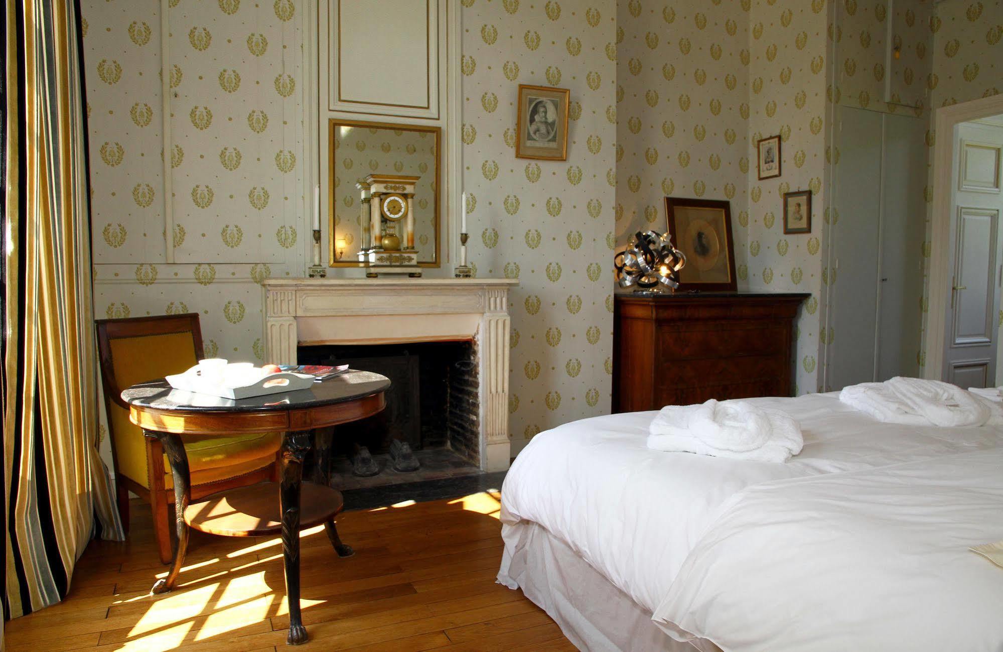 Château De La Giraudière Couette-café